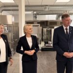 Ūkininkų produkcija keliauja į mokinių lėkštes – Simno gimnazijoje pristatyta